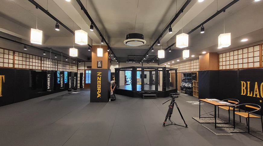 BLACK COMBAT GYM 9